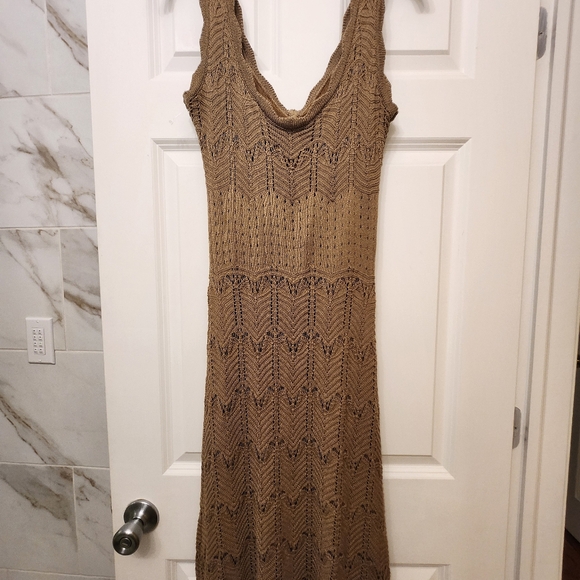 Luxely Wilder Sleeveless V-Neck Knit Midi Scalloped Hem  Summer Dresses - Picture 10 of 13